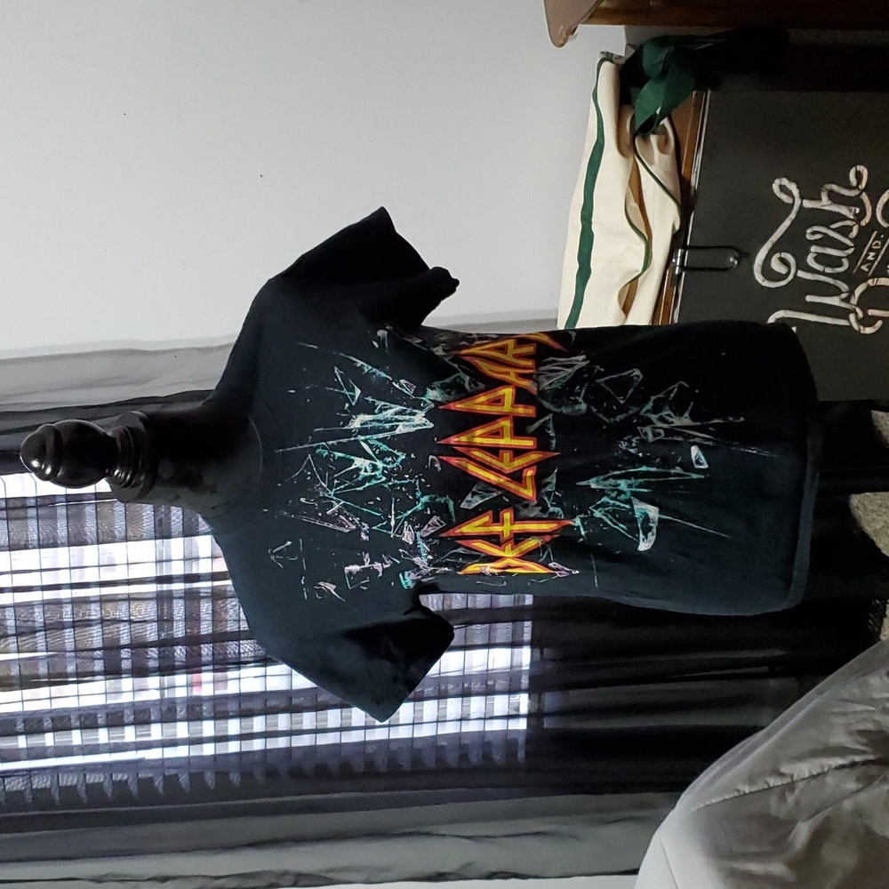💥 5/$50 Def Leppard T Shirt